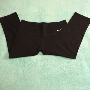 Nike Crop Leggings